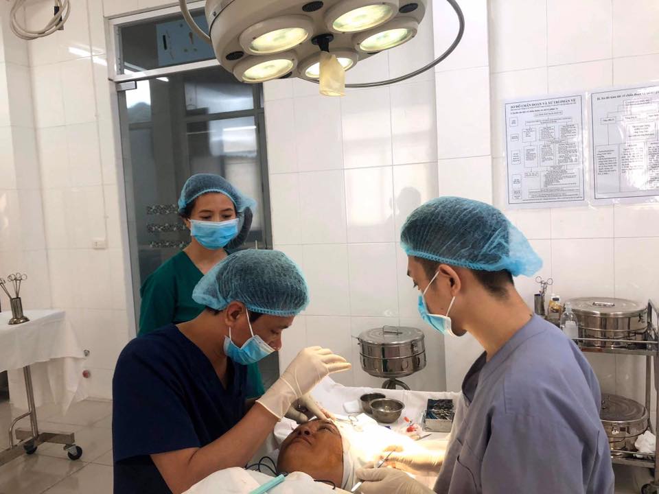 Dịch phụ phẫu thuật thẩm mỹ tại Trung tâm Thẩm mỹ Da liễu – BVĐK Sài Gòn Nam Định