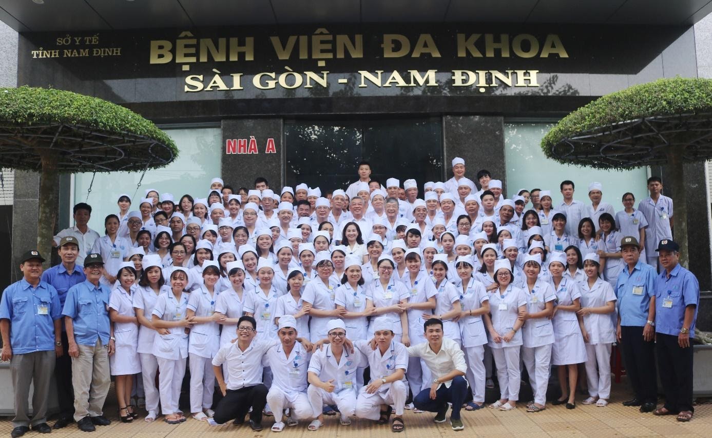 Đội ngũ nhân viên y tế giàu kinh nghiệm tại BVĐK Sài Gòn Nam Định